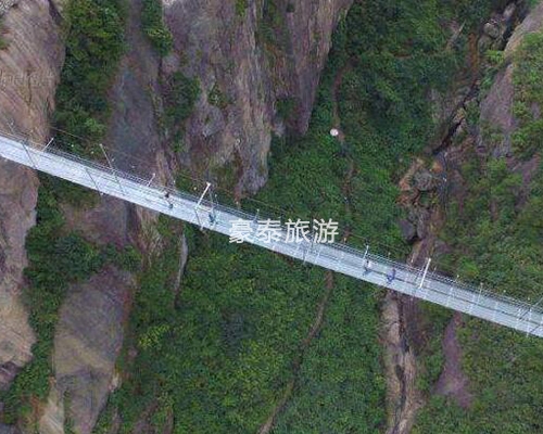 济南玻璃吊桥