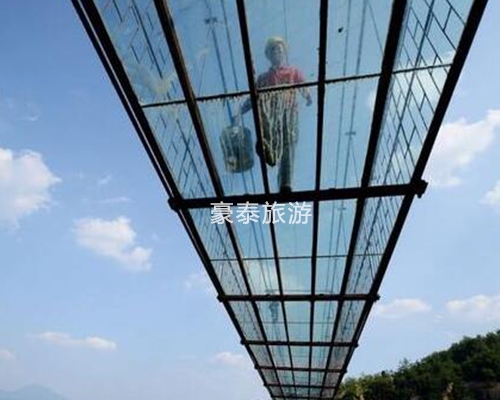 济南玻璃吊桥