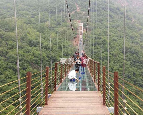 汉中玻璃吊桥