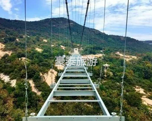 哈尔滨景区玻璃吊桥
